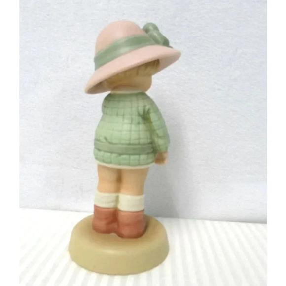1993 Enesco Memories of Yesterday "Blowing A Kiss to a Dear I Miss" Figurine - Picture 2 of 4